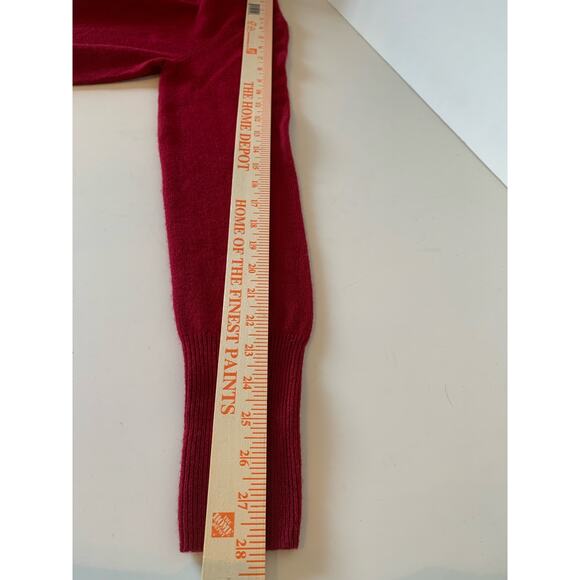 Classic Red V-Neck Women's Sweater - Picture 4 of 7